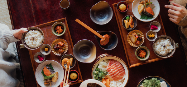Dịch vụ onsen, buffet sáng, gym và giặt ủi tại Reiwa Inn